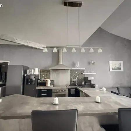 In The Heart Of Nimes' Historic Center Apartment *