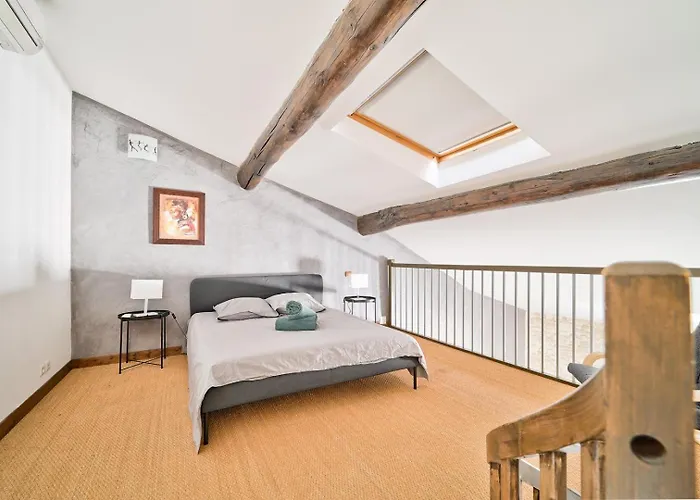 In The Heart Of Nimes' Historic Center * Nimes