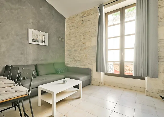 Apartamento In The Heart Of Nimes' Historic Center *